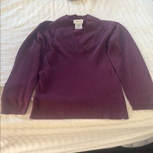 George Women's V-Neck Sweater in Rich Purple